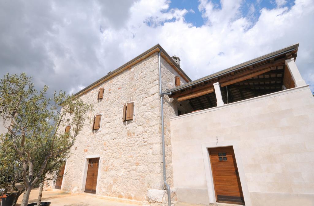 Bed & Breakfast Korta Gira Buici  Экстерьер фото